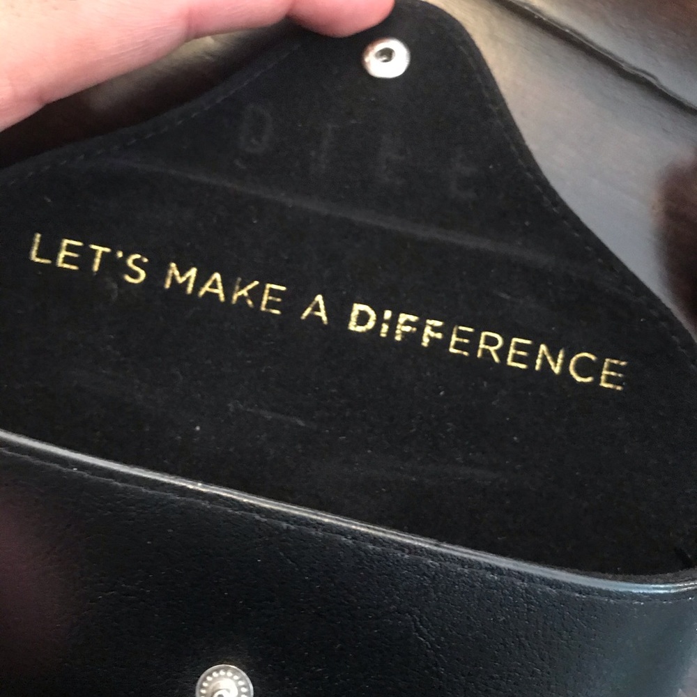 Diff Sunglasses - image 3